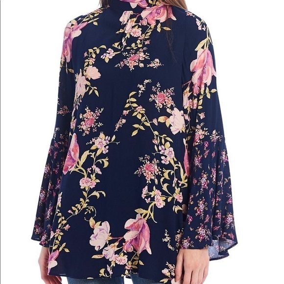 NWT FP Tate Floral Print Bell Sleeve Tunic - Picture 3 of 12